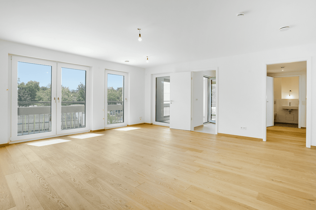 Stilvolle Neubau-Erstbezug 3-Zimmer-Wohnung mit Balkon in Trudering – Bild 3