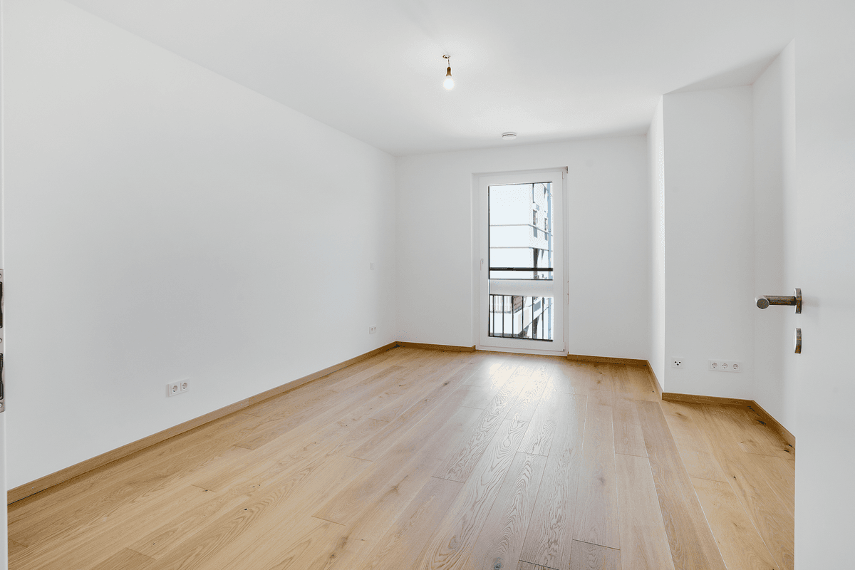 Stilvolle Neubau-Erstbezug 3-Zimmer-Wohnung mit Balkon in Trudering – Bild 7